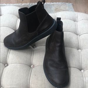 Clarks Chukkas